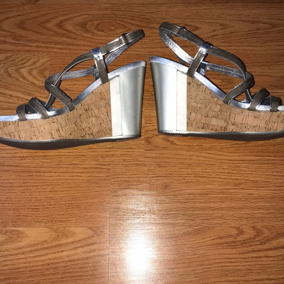 Prada wedge sandals - Picture 1 of 8